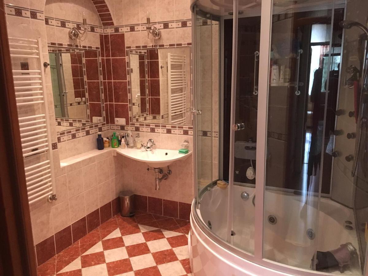 Apartman Plus Kv Karlovy Vary Ngoại thất bức ảnh
